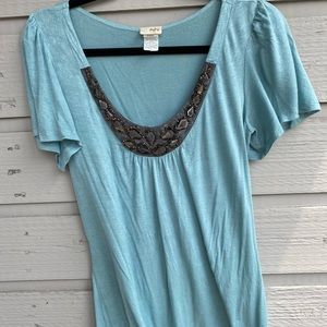 3/$22! Daytrip shirt with embellished neckline